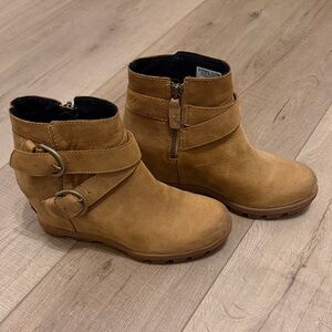 Sorel Women's Brown Ankle Boots